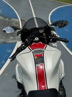 Yamaha YZF-R1 1000 cc - фото 3
