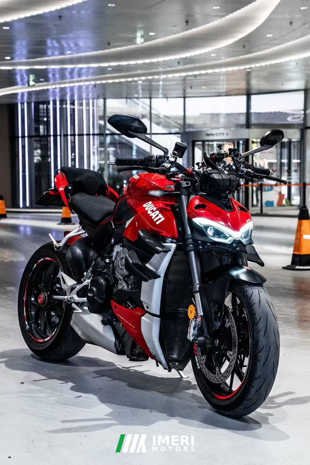 2020 Ducati Street Fighter V4 1103 cc