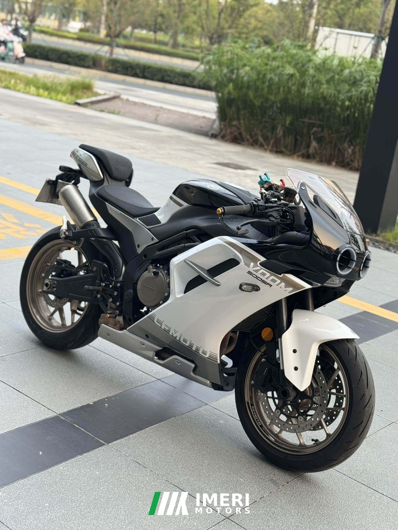 2024 CFMOTO 500SR VOOM