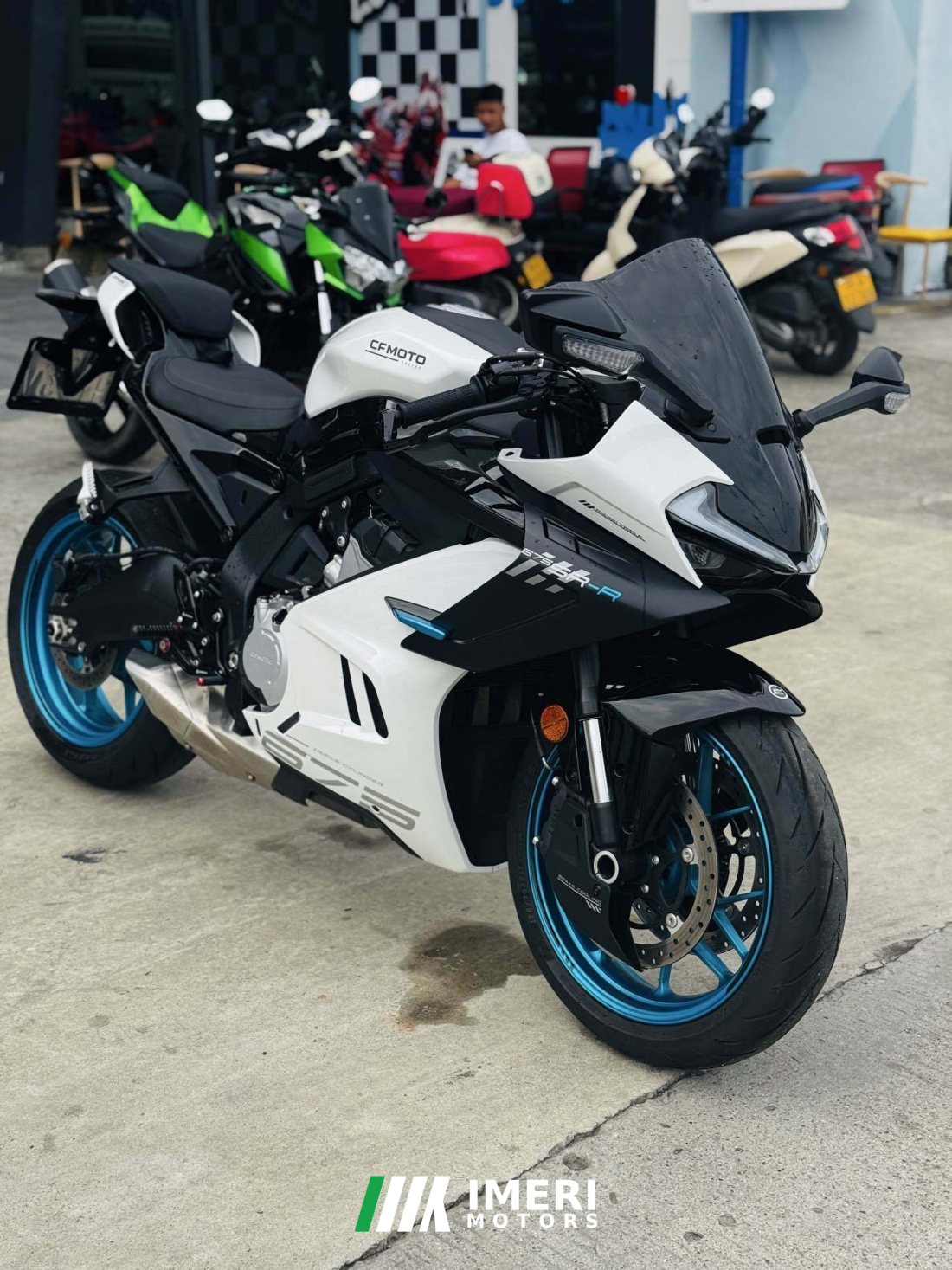 CFMOTO 675SR-R - мотоцикл из Китая