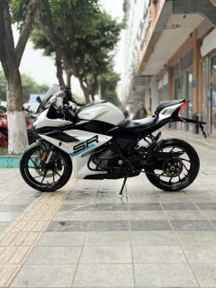 CFMOTO 250SR - фото 3