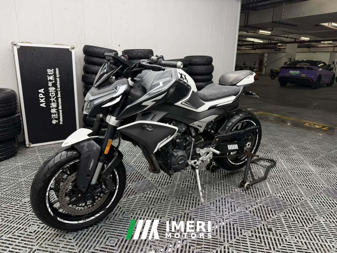 CFMOTO 800NK - мотоцикл из Китая