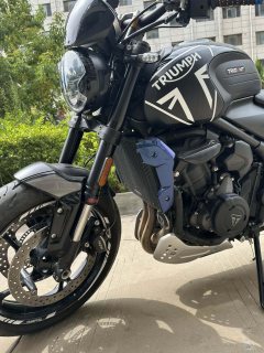 Triumph Trident 660 - фото 3