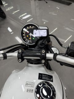 Triumph Speed 400 - фото 5