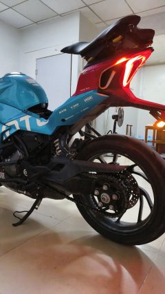CFMOTO 250SR - фото 4