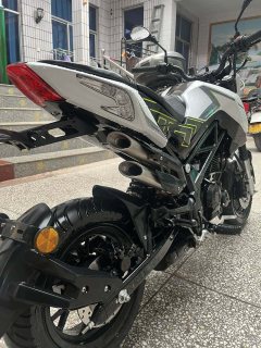 Benelli TNT125 135 cc - фото 7