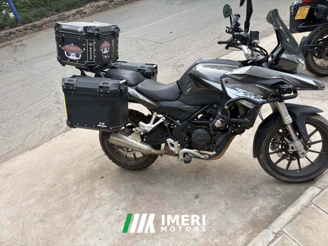 Benelli TRK251 250 cc - мотоцикл из Китая