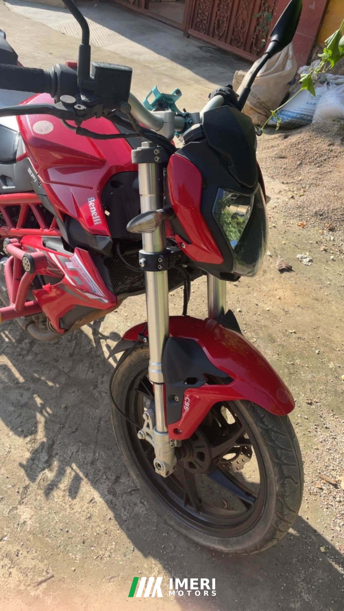 Benelli TNT150i - мотоцикл из Китая