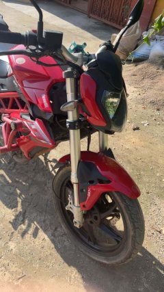 Benelli TNT150i - фото 1