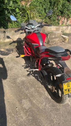 Benelli TNT150i - фото 4