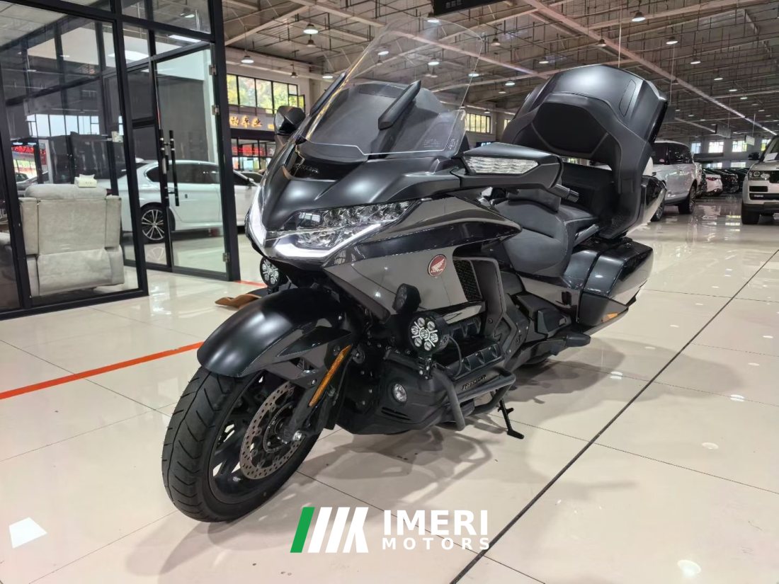 Honda Gold Wing GL1800 - мотоцикл из Китая