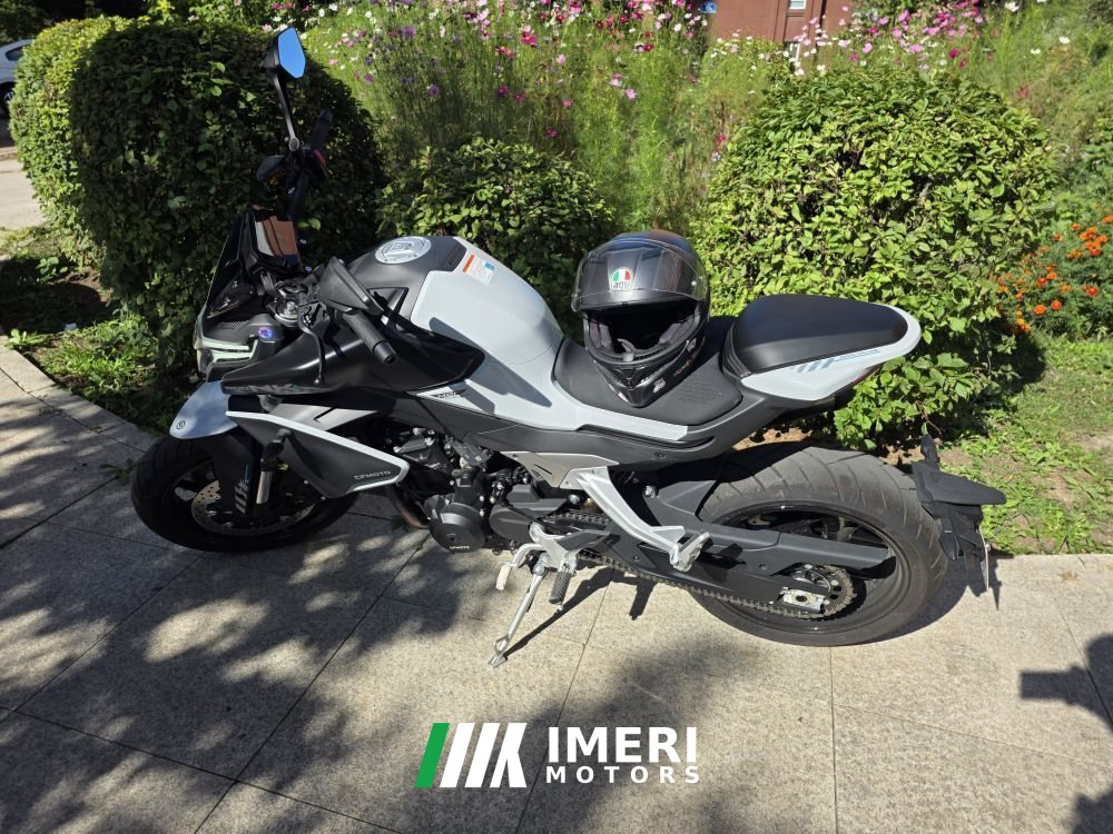 CFMOTO 800NK - мотоцикл из Китая