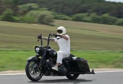 Harley-Davidson Road King 1860 cc - фото 1