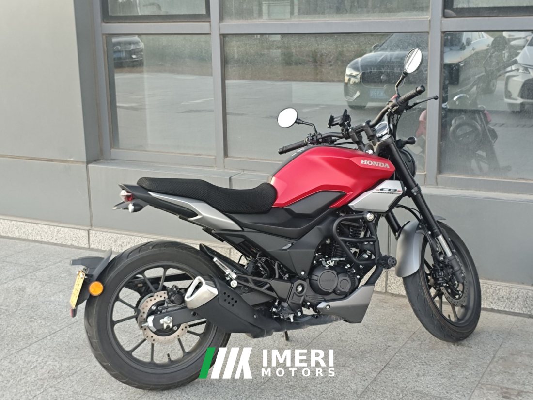 Sundiro Honda CB190TR - мотоцикл из Китая