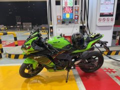 Kawasaki ZX-4R 400 cc - фото 1