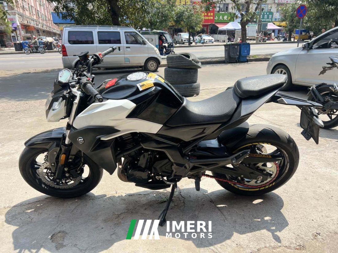 CFMOTO 400NK - мотоцикл из Китая