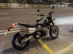 Triumph Scrambler 1200 - фото 1