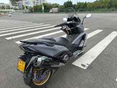 KYMCO AK550 - фото 4