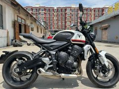 Triumph Trident 660 - фото 1