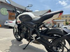 Triumph Trident 660 - фото 6