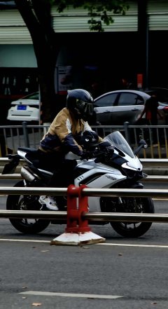 CFMOTO 500SR - фото 3