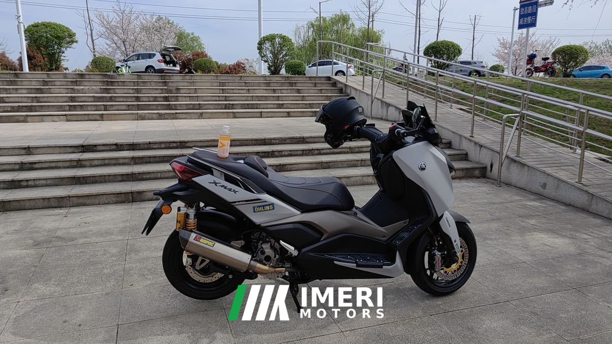 2023 Yamaha XMAX 300 cc