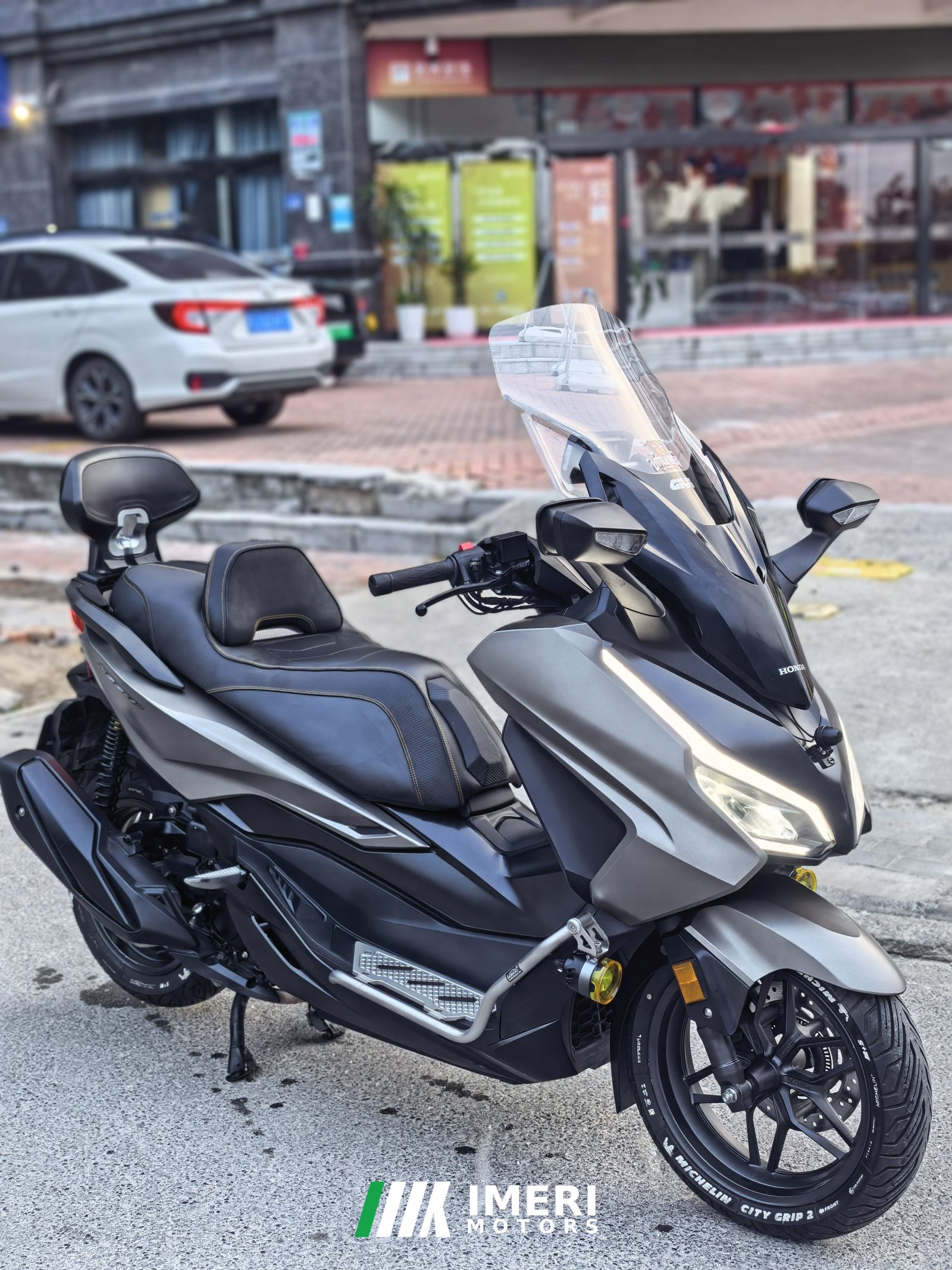 2025 Honda NSS350