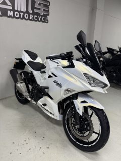 Kawasaki Ninja 400 - фото 5