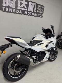 Kawasaki Ninja 400 - фото 8