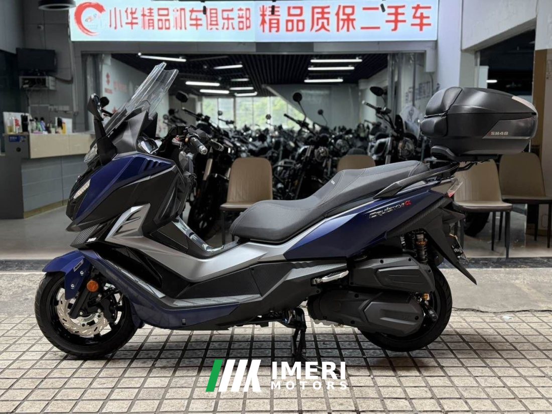 SYM Cruisym300 - мотоцикл из Китая