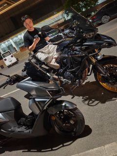 Benelli TRK552 550 cc - фото 8