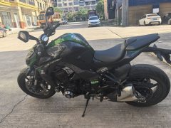 Kawasaki Z1000 - фото 3