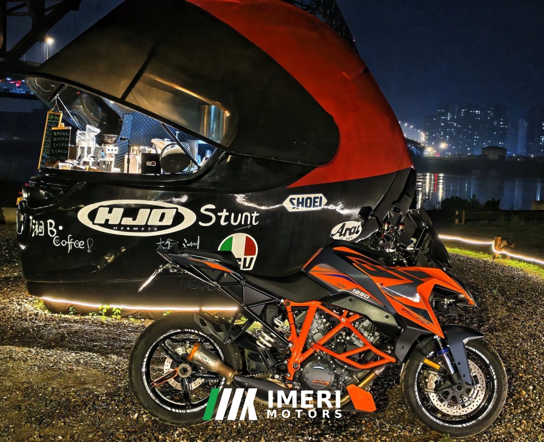KTMR2R 1290 Super Duke GT 1300 cc - мотоцикл из Китая