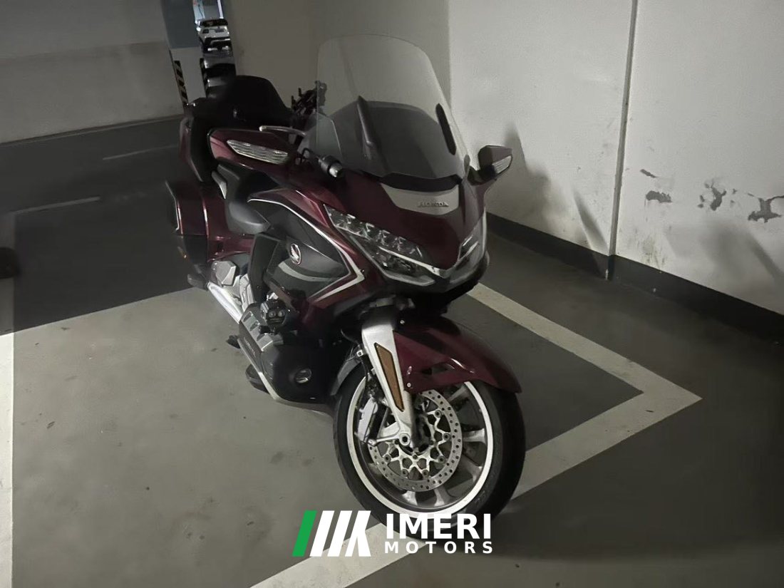 Honda Gold Wing GL1800 - мотоцикл из Китая