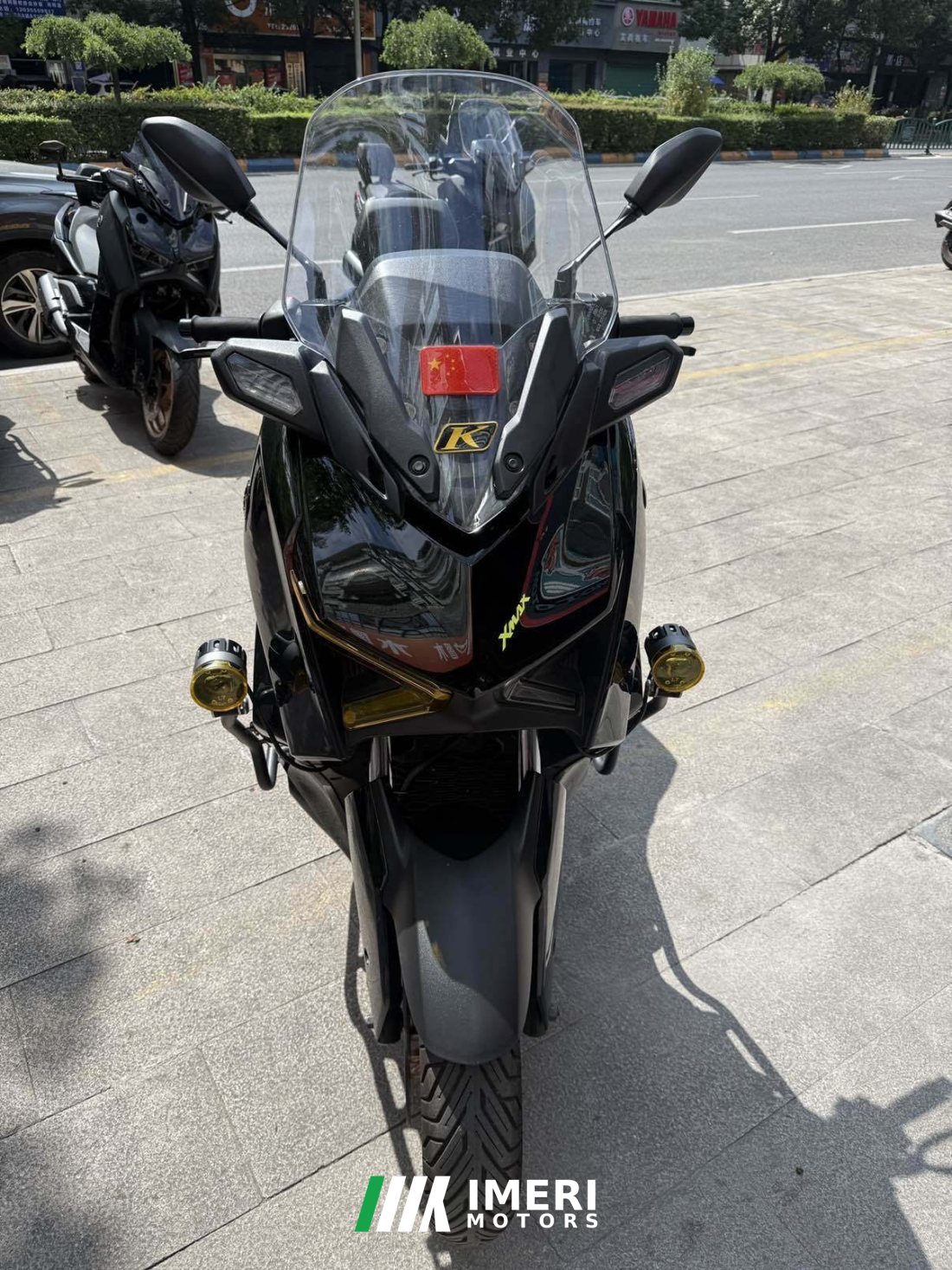 Yamaha XMAX 300 cc - мотоцикл из Китая