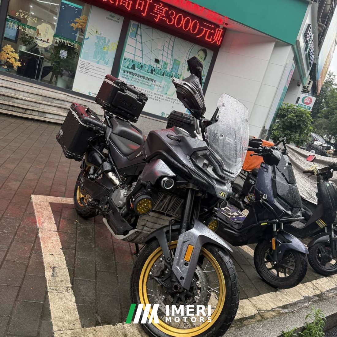 CFMOTO 800MT - мотоцикл из Китая