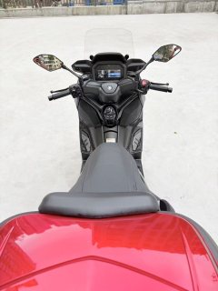 Yamaha XMAX 300 cc - фото 8