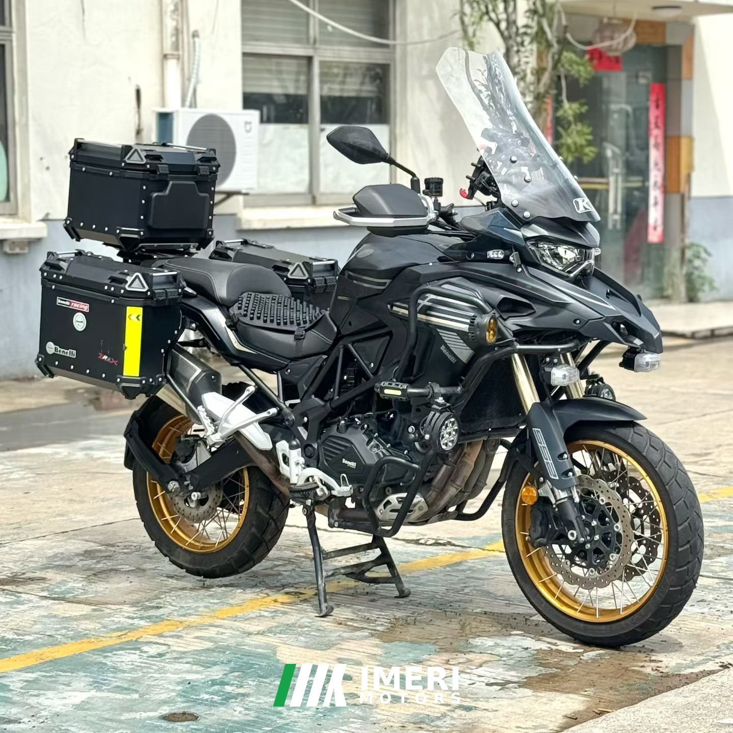 2025 Benelli TRK552 550 cc