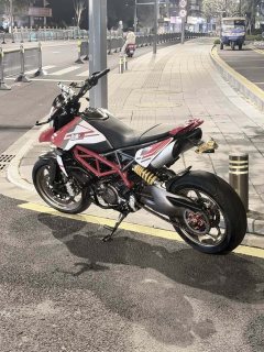 Ducati Hypermotard 950 - фото 3