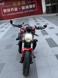 Ducati Monster 821 - фото 5