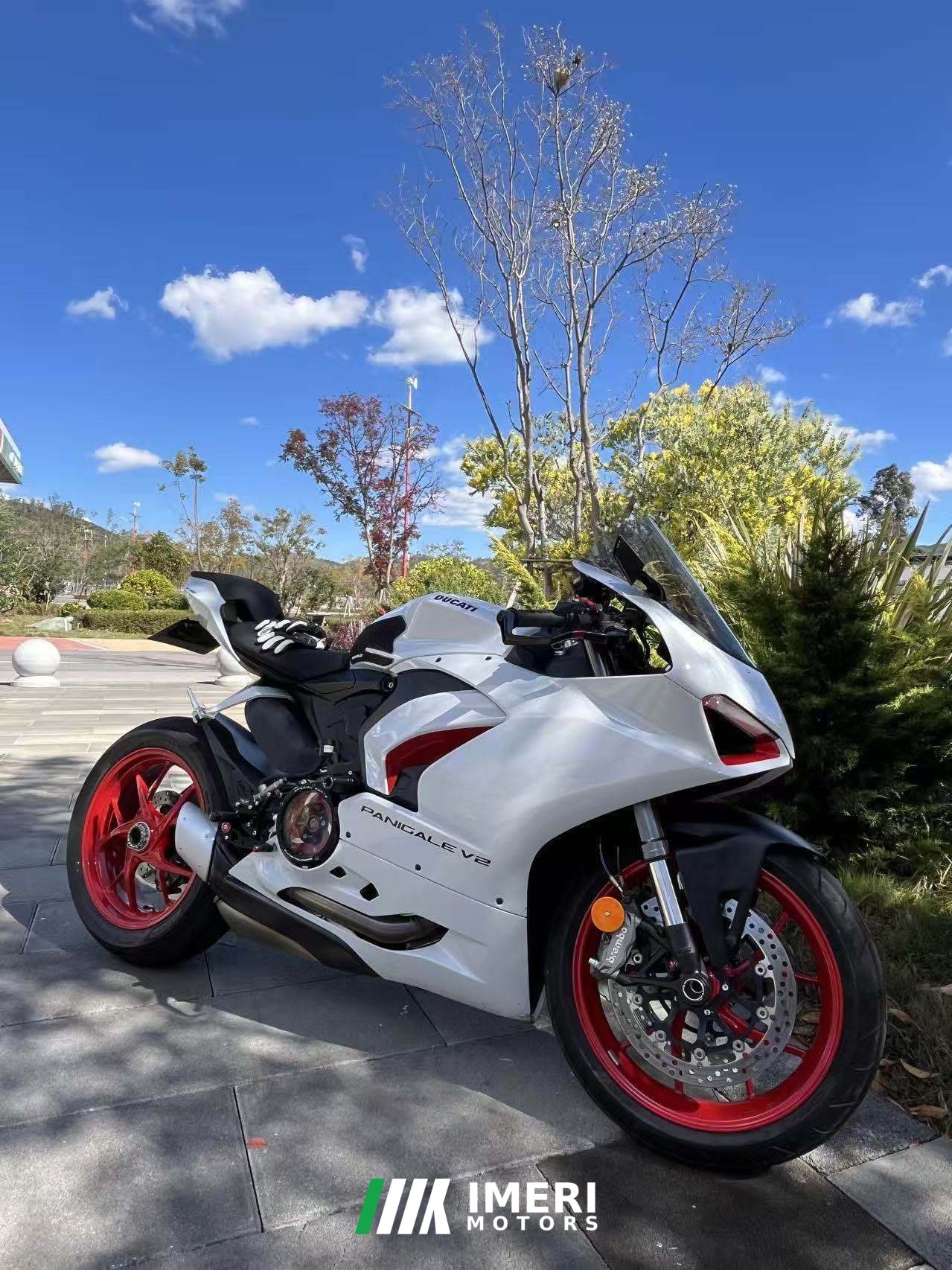 2023 Ducati Panigale V2 955 cc