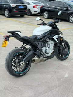 CFMOTO 675NK - фото 3