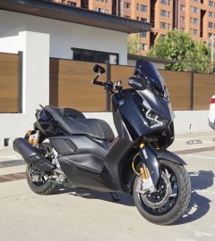 Yamaha XMAX 300 cc - фото 1