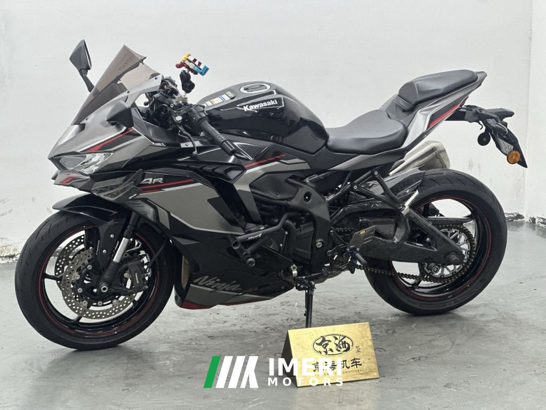 Kawasaki ZX-4R 400 cc - мотоцикл из Китая