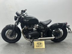 Triumph Bonneville Bobber 1200 cc - фото 3
