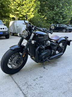 Triumph Bonneville Bobber 1200 cc - фото 2