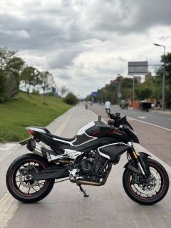 CFMOTO 800NK - фото 2