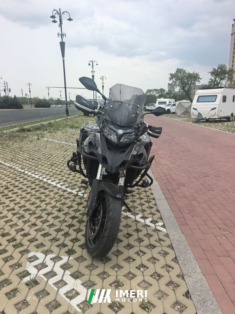 Benelli TRK502 500 cc - мотоцикл из Китая