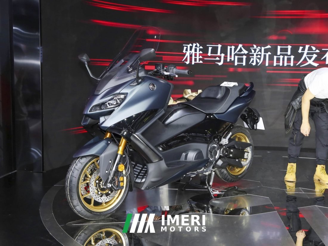 Yamaha TMAX 560 cc - мотоцикл из Китая