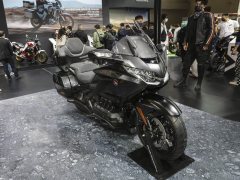 Honda Gold Wing GL1800 - фото 3